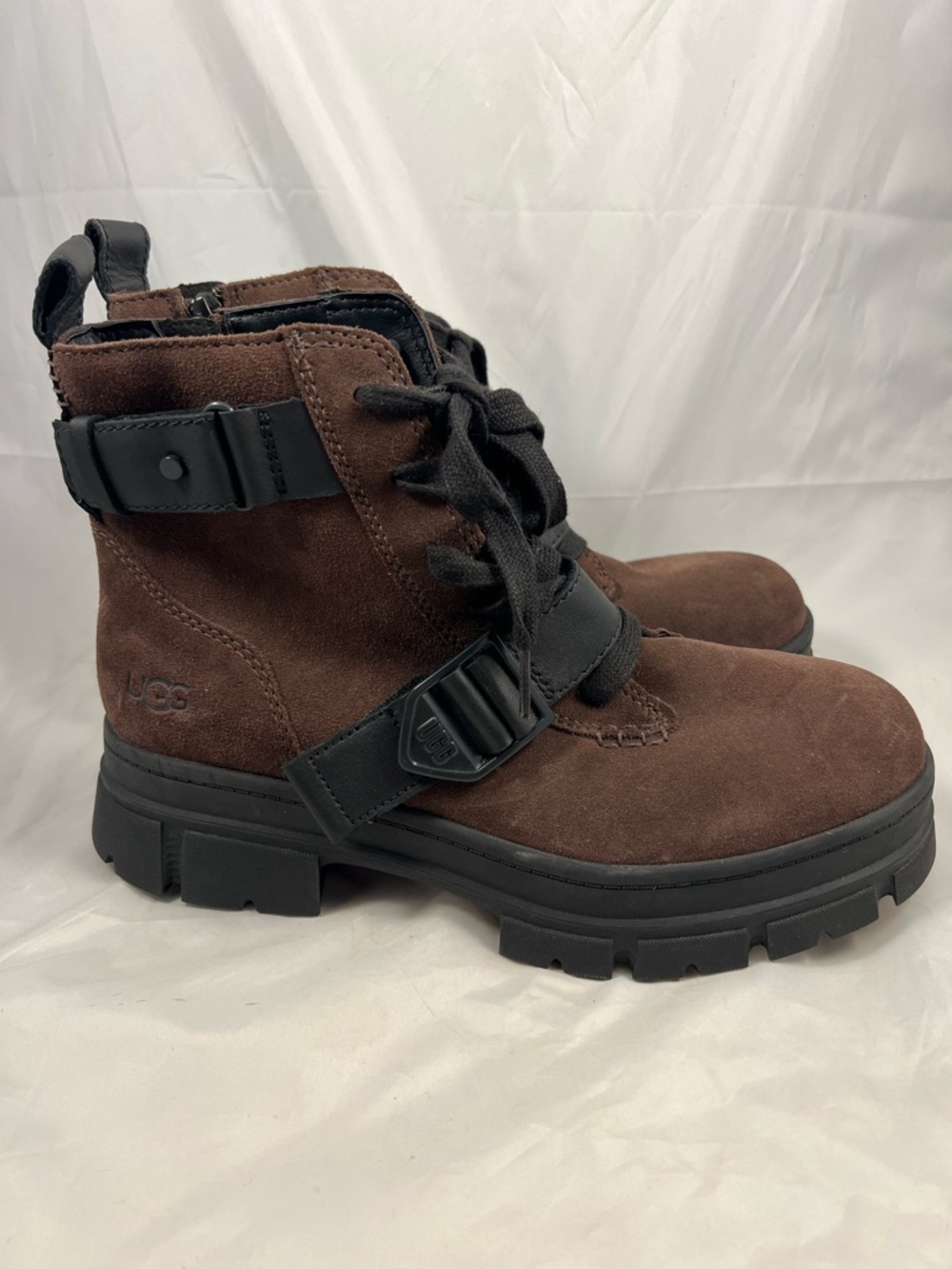 Ugg Brown Suede Ashton Boots Leather Strap Zipper Waterproof Womens Size 9.5